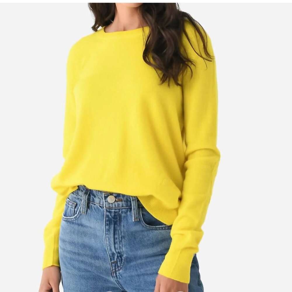Vibrant Yellow Crew Neck Sweater with Relaxed Fit